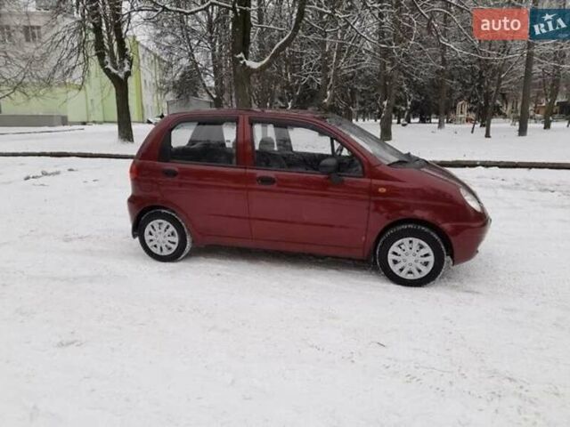 Красный Дэу Матиз, объемом двигателя 0.8 л и пробегом 160 тыс. км за 1850 $, фото 1 на Automoto.ua