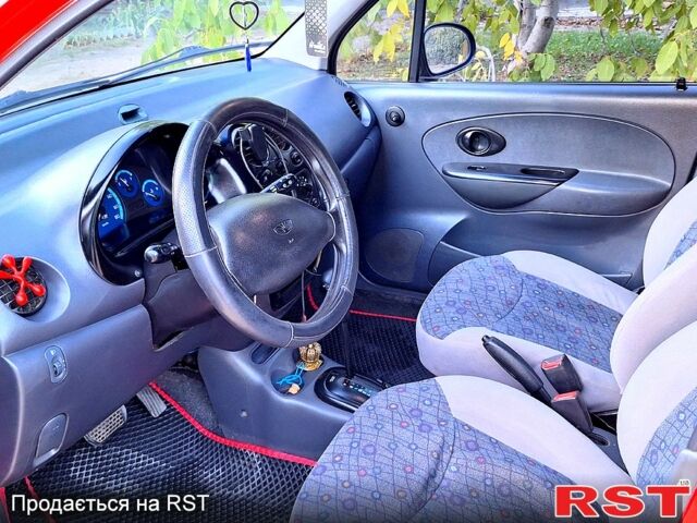 Красный Дэу Матиз, объемом двигателя 0.8 л и пробегом 103 тыс. км за 3000 $, фото 9 на Automoto.ua