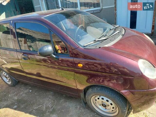 Красный Дэу Матиз, объемом двигателя 0.8 л и пробегом 209 тыс. км за 2700 $, фото 3 на Automoto.ua