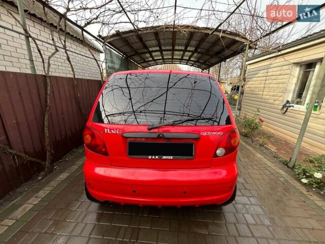 Червоний Деу Матіз, об'ємом двигуна 0.8 л та пробігом 135 тис. км за 3000 $, фото 1 на Automoto.ua