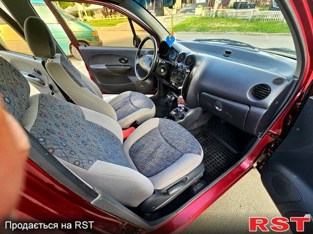 Красный Дэу Матиз, объемом двигателя 0.8 л и пробегом 98 тыс. км за 3400 $, фото 7 на Automoto.ua