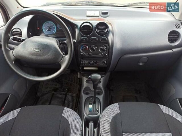 Червоний Деу Матіз, об'ємом двигуна 0.8 л та пробігом 63 тис. км за 3200 $, фото 5 на Automoto.ua