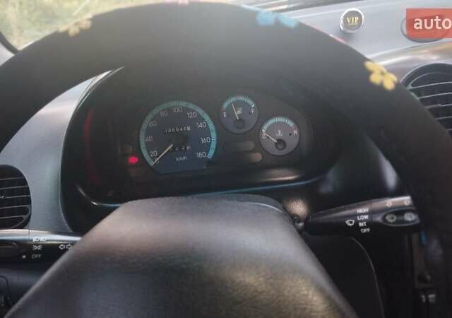 Червоний Деу Матіз, об'ємом двигуна 0.8 л та пробігом 98 тис. км за 2000 $, фото 3 на Automoto.ua