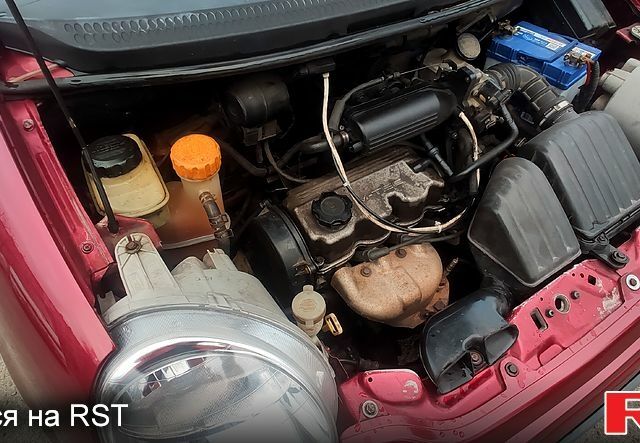 Червоний Деу Матіз, об'ємом двигуна 0.8 л та пробігом 101 тис. км за 3100 $, фото 12 на Automoto.ua