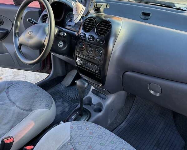Красный Дэу Матиз, объемом двигателя 0.8 л и пробегом 140 тыс. км за 2800 $, фото 2 на Automoto.ua