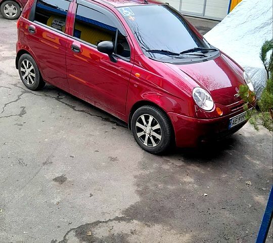 Красный Дэу Матиз, объемом двигателя 0.8 л и пробегом 110 тыс. км за 3750 $, фото 7 на Automoto.ua