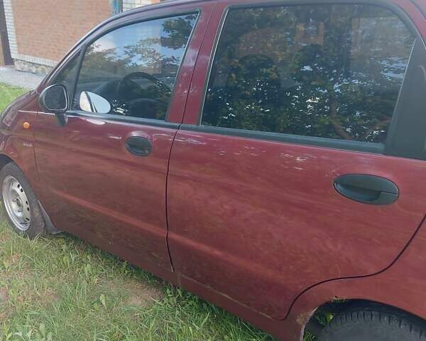 Красный Дэу Матиз, объемом двигателя 0.8 л и пробегом 92 тыс. км за 3000 $, фото 1 на Automoto.ua