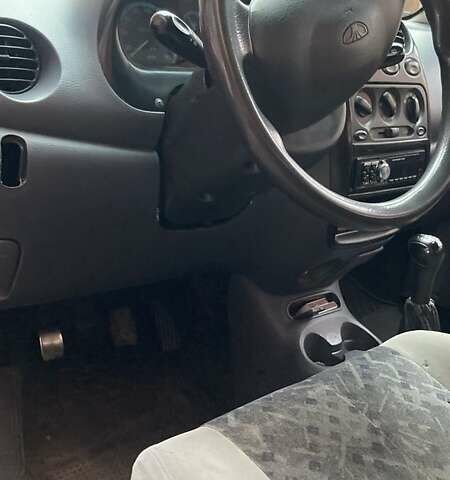 Красный Дэу Матиз, объемом двигателя 0.8 л и пробегом 160 тыс. км за 1850 $, фото 6 на Automoto.ua