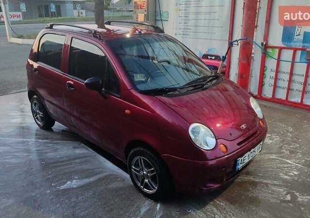 Красный Дэу Матиз, объемом двигателя 0.8 л и пробегом 95 тыс. км за 2100 $, фото 5 на Automoto.ua