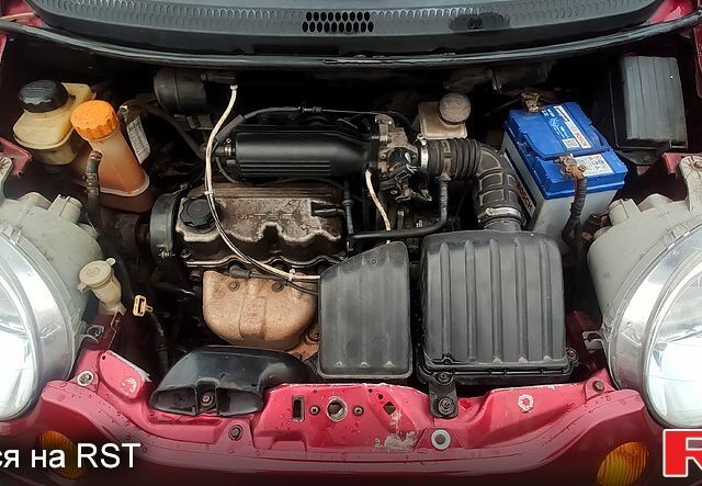 Червоний Деу Матіз, об'ємом двигуна 0.8 л та пробігом 101 тис. км за 3100 $, фото 11 на Automoto.ua