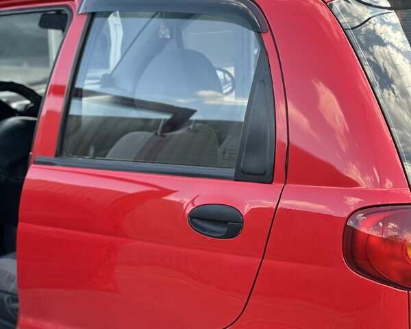 Червоний Деу Матіз, об'ємом двигуна 0.8 л та пробігом 180 тис. км за 3000 $, фото 7 на Automoto.ua
