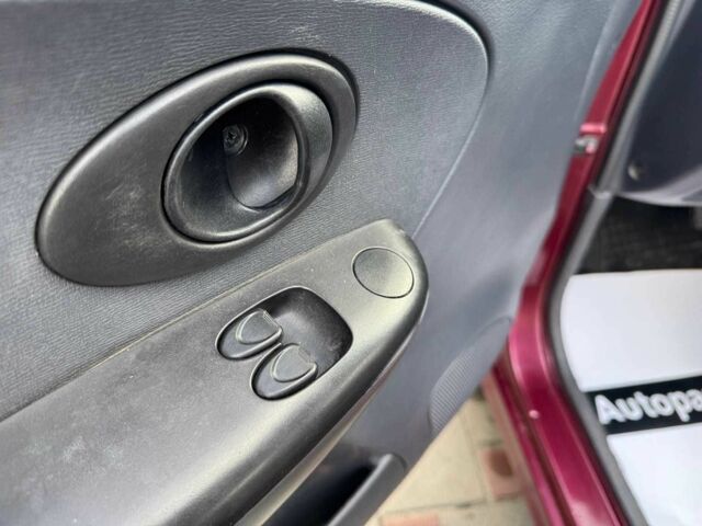 Красный Дэу Матиз, объемом двигателя 0.8 л и пробегом 95 тыс. км за 2740 $, фото 13 на Automoto.ua