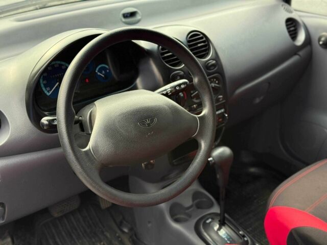 Дэу Матиз 2008 в Запорожье на Automoto.ua Красный Дэу Матиз, объемом двигателя 0.8 л и пробегом 108 тыс. км за 3299 $, фото 7 на Automoto.ua