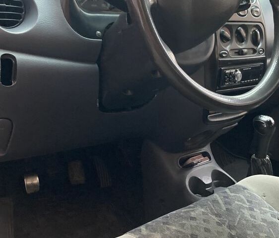 Красный Дэу Матиз, объемом двигателя 0.8 л и пробегом 160 тыс. км за 1850 $, фото 7 на Automoto.ua