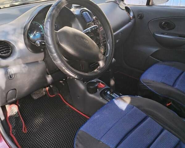 Красный Дэу Матиз, объемом двигателя 0.8 л и пробегом 150 тыс. км за 3000 $, фото 8 на Automoto.ua