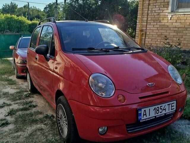 Красный Дэу Матиз, объемом двигателя 0.8 л и пробегом 130 тыс. км за 2552 $, фото 5 на Automoto.ua