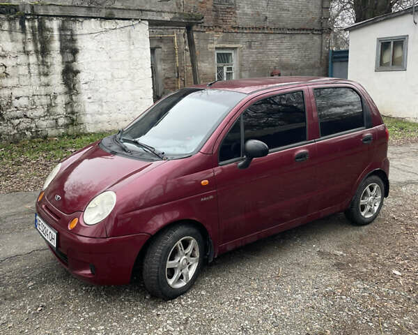 Червоний Деу Матіз, об'ємом двигуна 0.8 л та пробігом 140 тис. км за 3000 $, фото 1 на Automoto.ua