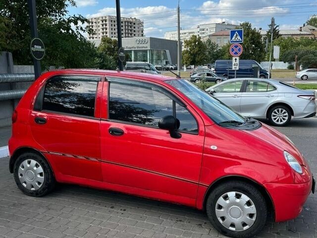 Красный Дэу Матиз, объемом двигателя 0.8 л и пробегом 153 тыс. км за 2600 $, фото 6 на Automoto.ua