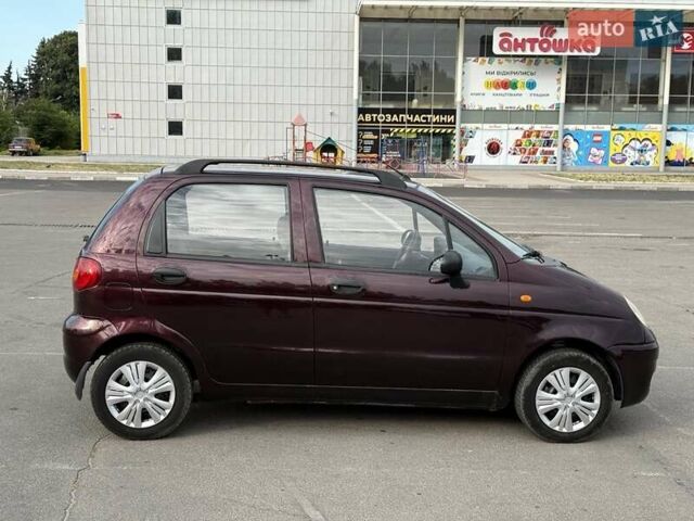 Красный Дэу Матиз, объемом двигателя 0.8 л и пробегом 143 тыс. км за 3350 $, фото 4 на Automoto.ua
