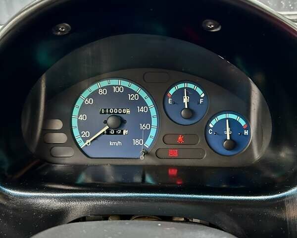 Червоний Деу Матіз, об'ємом двигуна 0.8 л та пробігом 135 тис. км за 2000 $, фото 8 на Automoto.ua