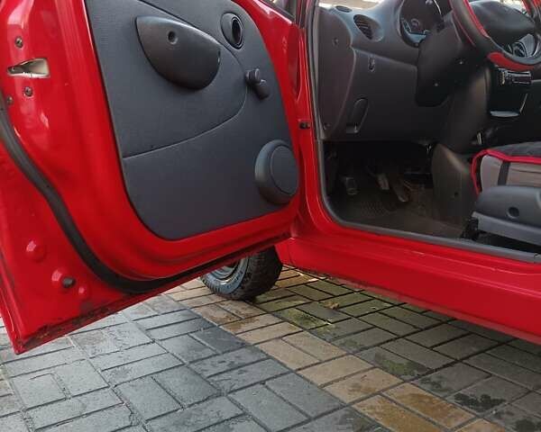 Красный Дэу Матиз, объемом двигателя 0.8 л и пробегом 74 тыс. км за 2600 $, фото 9 на Automoto.ua