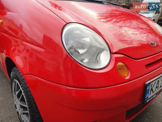 Красный Дэу Матиз, объемом двигателя 0.8 л и пробегом 74 тыс. км за 1800 $, фото 2 на Automoto.ua