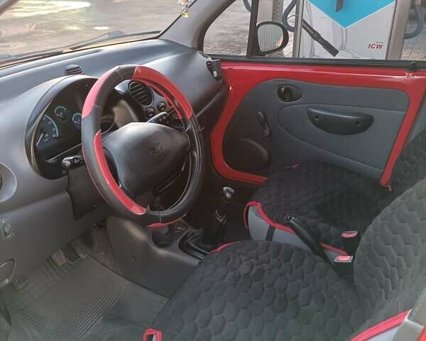 Красный Дэу Матиз, объемом двигателя 0.8 л и пробегом 74 тыс. км за 2600 $, фото 8 на Automoto.ua