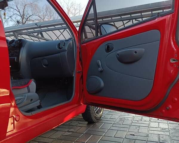 Красный Дэу Матиз, объемом двигателя 0.8 л и пробегом 74 тыс. км за 2600 $, фото 12 на Automoto.ua