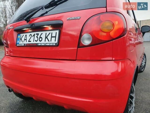 Красный Дэу Матиз, объемом двигателя 0.8 л и пробегом 70 тыс. км за 1950 $, фото 3 на Automoto.ua