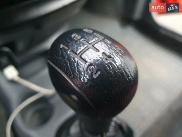 Червоний Деу Матіз, об'ємом двигуна 0.8 л та пробігом 74 тис. км за 1800 $, фото 6 на Automoto.ua