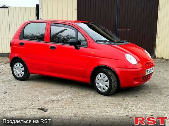 Червоний Деу Матіз, об'ємом двигуна 0.8 л та пробігом 1050 тис. км за 2000 $, фото 2 на Automoto.ua