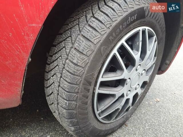 Красный Дэу Матиз, объемом двигателя 0.8 л и пробегом 70 тыс. км за 1950 $, фото 19 на Automoto.ua