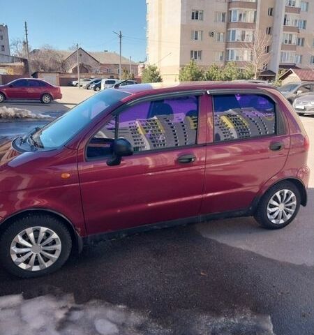 Красный Дэу Матиз, объемом двигателя 0.8 л и пробегом 120 тыс. км за 2700 $, фото 2 на Automoto.ua
