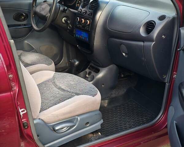 Красный Дэу Матиз, объемом двигателя 0.8 л и пробегом 116 тыс. км за 2750 $, фото 3 на Automoto.ua