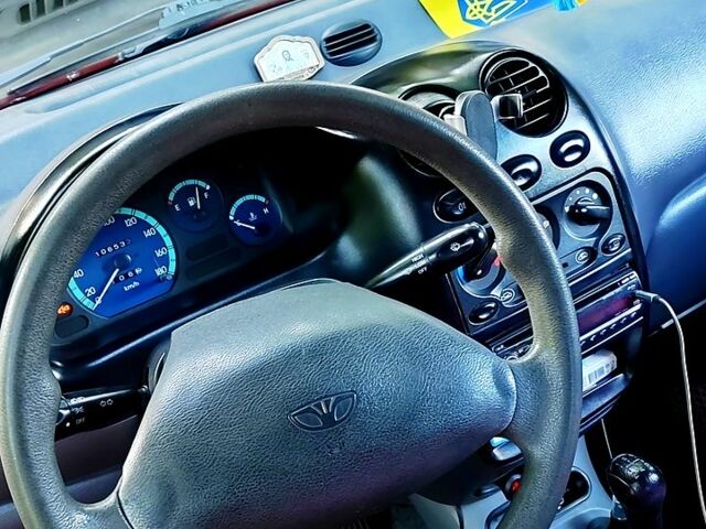 Красный Дэу Матиз, объемом двигателя 0.8 л и пробегом 106 тыс. км за 2250 $, фото 7 на Automoto.ua