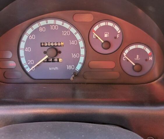 Червоний Деу Матіз, об'ємом двигуна 0.8 л та пробігом 130 тис. км за 2100 $, фото 4 на Automoto.ua