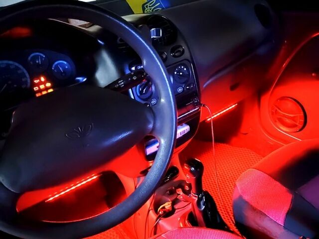 Красный Дэу Матиз, объемом двигателя 0.8 л и пробегом 106 тыс. км за 2250 $, фото 10 на Automoto.ua