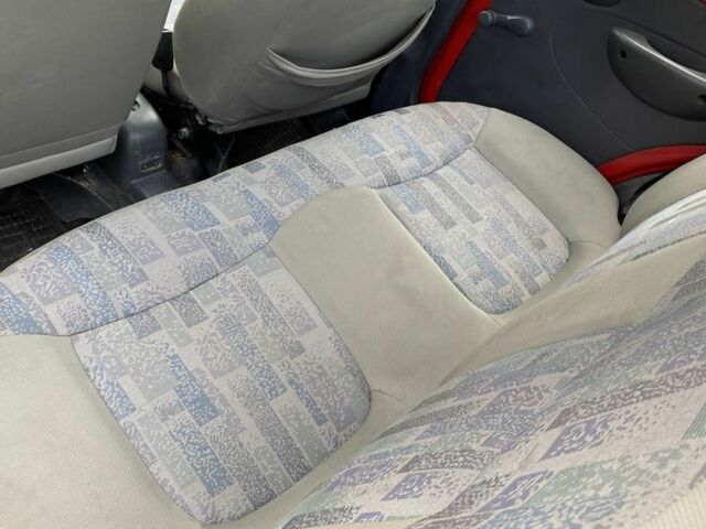 Красный Дэу Матиз, объемом двигателя 0.8 л и пробегом 101 тыс. км за 2000 $, фото 5 на Automoto.ua