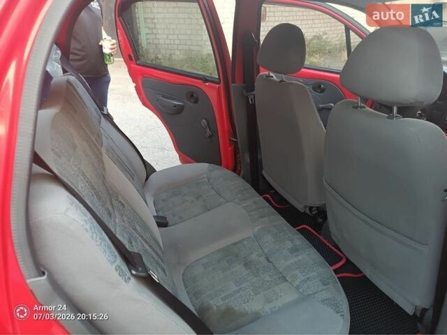 Червоний Деу Матіз, об'ємом двигуна 0.8 л та пробігом 127 тис. км за 2014 $, фото 9 на Automoto.ua