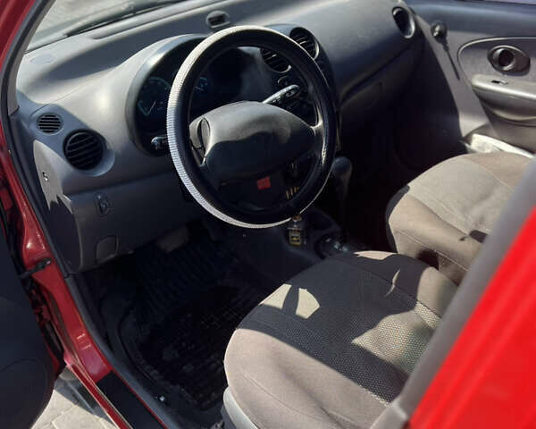 Красный Дэу Матиз, объемом двигателя 0.8 л и пробегом 113 тыс. км за 3899 $, фото 9 на Automoto.ua