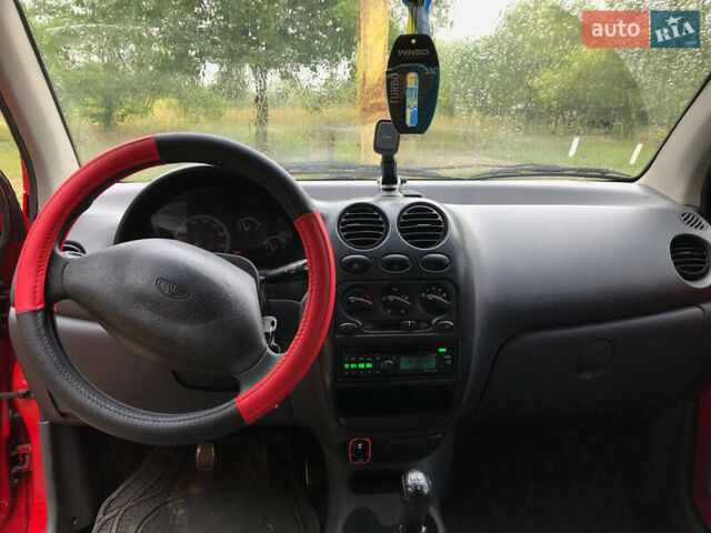 Червоний Деу Матіз, об'ємом двигуна 0.8 л та пробігом 74 тис. км за 3300 $, фото 7 на Automoto.ua
