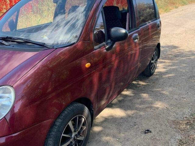 Красный Дэу Матиз, объемом двигателя 0.8 л и пробегом 158 тыс. км за 2900 $, фото 4 на Automoto.ua
