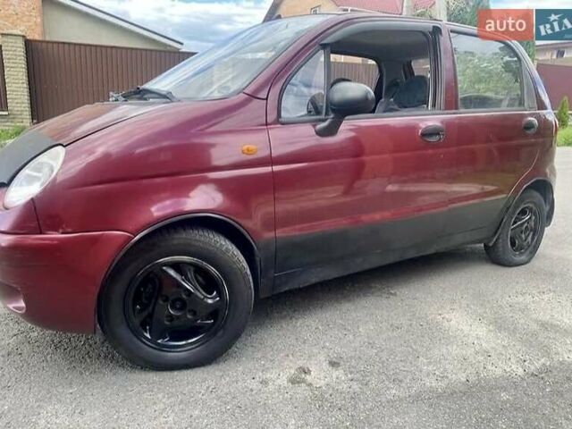 Красный Дэу Матиз, объемом двигателя 0.8 л и пробегом 140 тыс. км за 1100 $, фото 2 на Automoto.ua