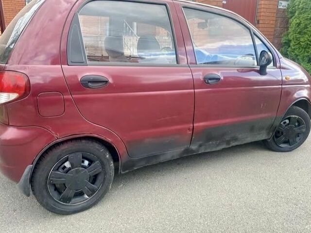 Красный Дэу Матиз, объемом двигателя 0.8 л и пробегом 140 тыс. км за 1100 $, фото 1 на Automoto.ua