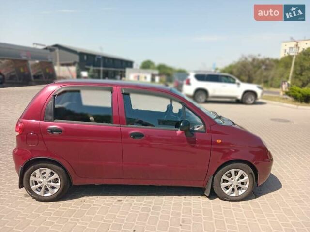Червоний Деу Матіз, об'ємом двигуна 0.8 л та пробігом 130 тис. км за 3999 $, фото 2 на Automoto.ua