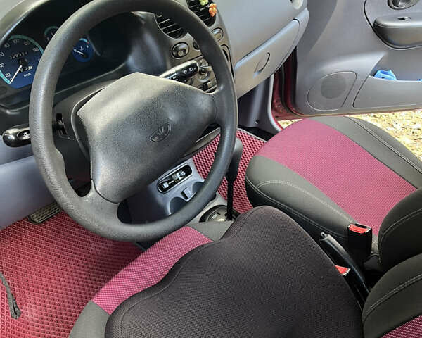 Красный Дэу Матиз, объемом двигателя 0.8 л и пробегом 29 тыс. км за 3700 $, фото 5 на Automoto.ua