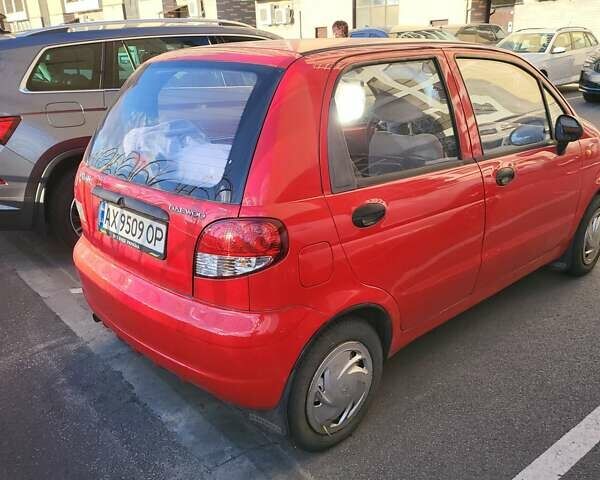 Красный Дэу Матиз, объемом двигателя 0.8 л и пробегом 100 тыс. км за 2300 $, фото 1 на Automoto.ua