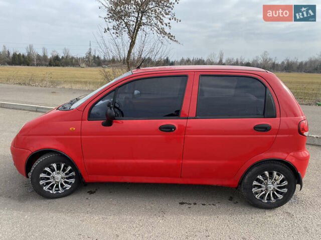 Червоний Деу Матіз, об'ємом двигуна 0.8 л та пробігом 74 тис. км за 3300 $, фото 3 на Automoto.ua