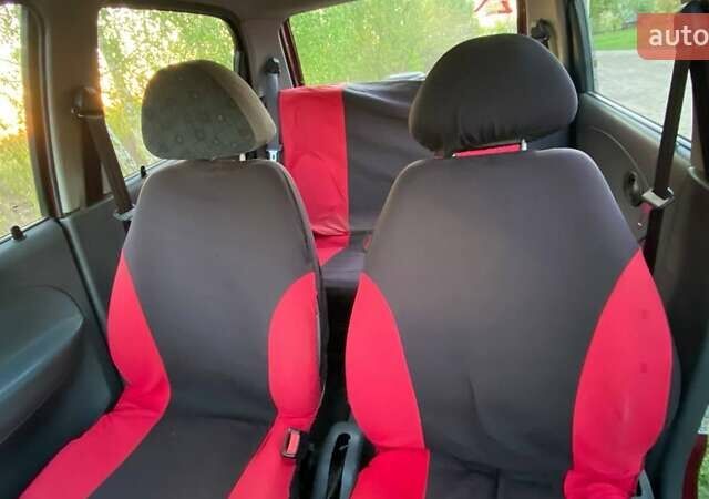 Красный Дэу Матиз, объемом двигателя 0.8 л и пробегом 150 тыс. км за 2100 $, фото 4 на Automoto.ua