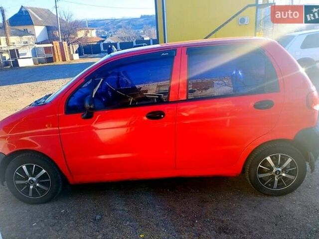 Красный Дэу Матиз, объемом двигателя 0.8 л и пробегом 80 тыс. км за 3500 $, фото 3 на Automoto.ua